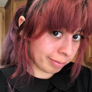 Meet your Posher, Alexzandra